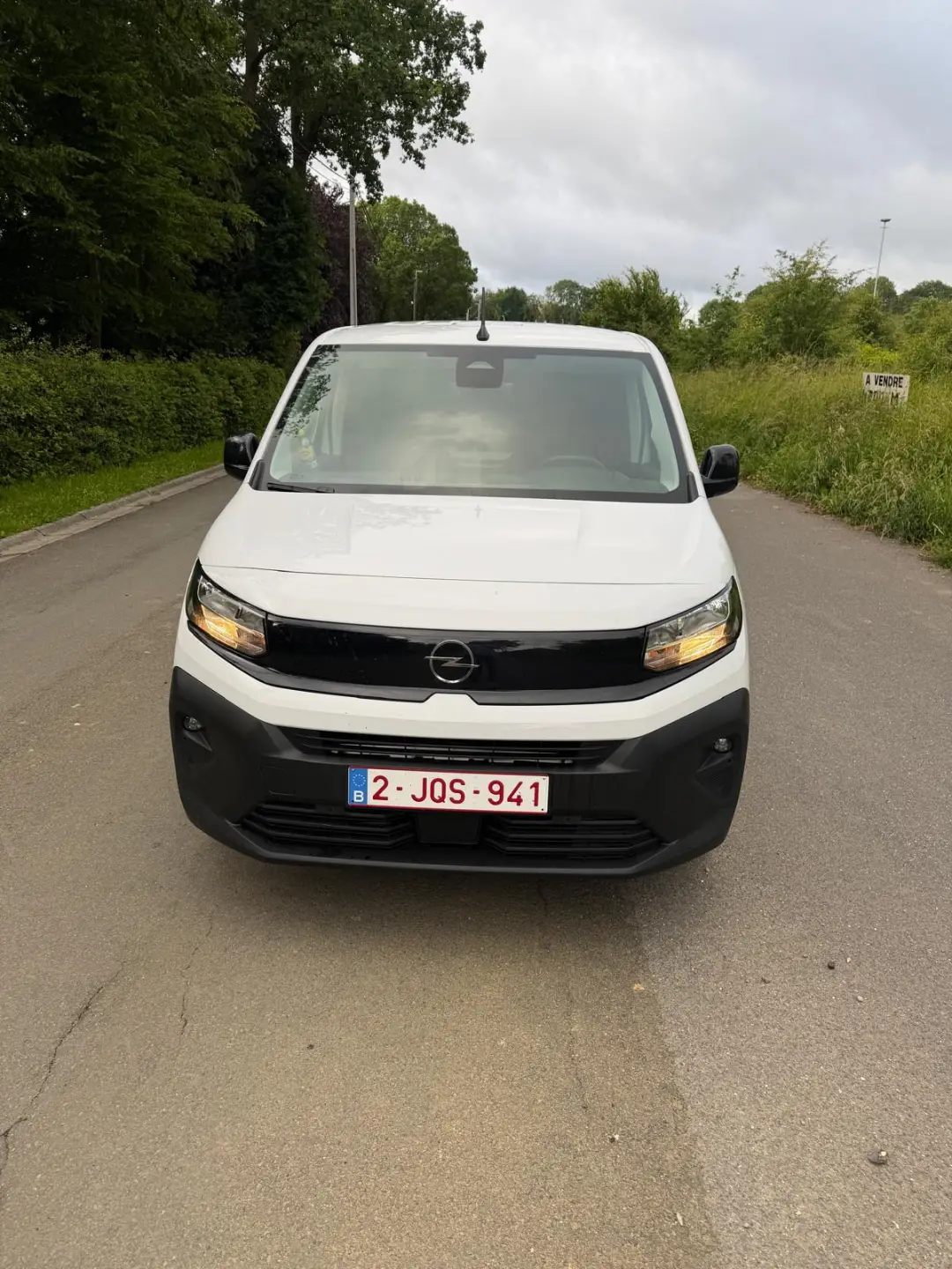 Location de Camionnette Électrique OPEL COMBO - photo 3